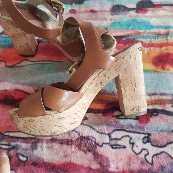 Micheal kors brown/cork summer sandals - Picture 2 of 3